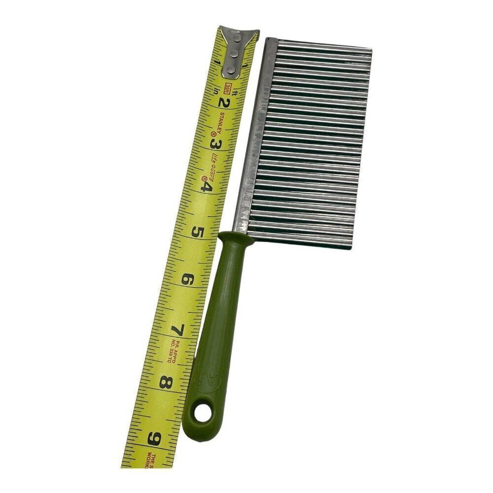 Vintage Ai Crinkle Cutter Vegetable Fruit Potato Slicer Plastic Green Handle